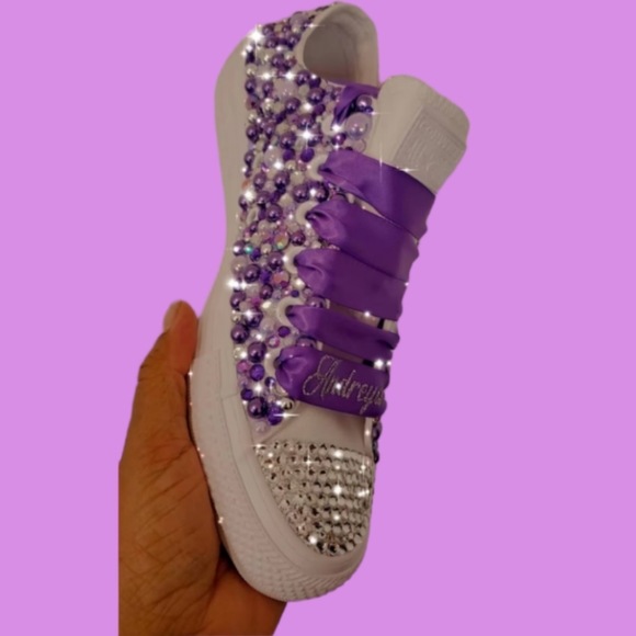 CUSTOMIZED SNEAKERS!! - Picture 3 of 5